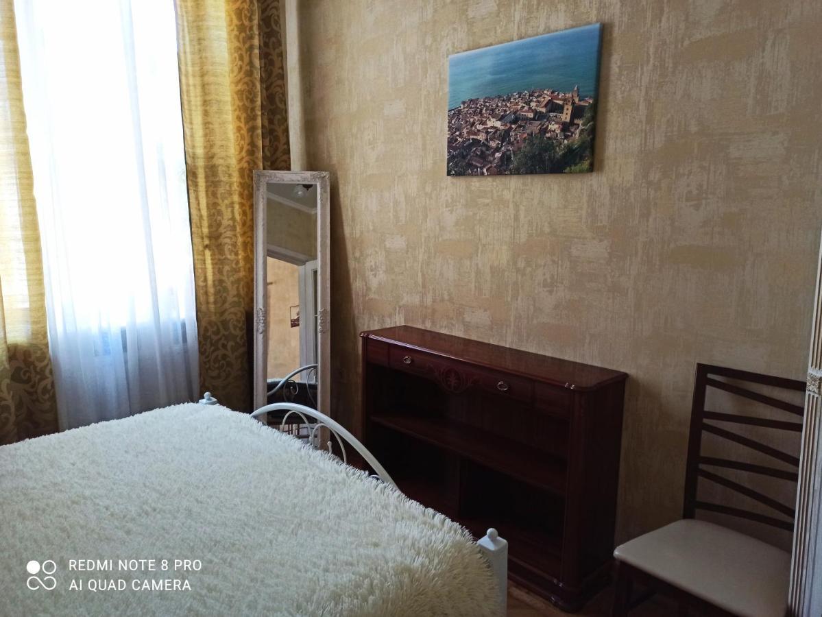 Comfort Near Opera Theater Odessa Ngoại thất bức ảnh